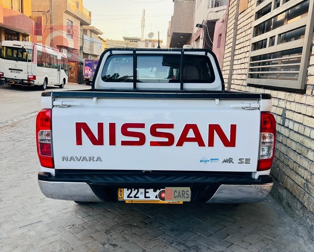 نیسان نەڤارا